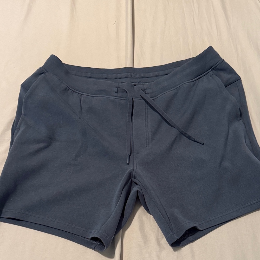 Lululemon steady state 7”inseam XXL. Linerless Great condition. Sweat shorts